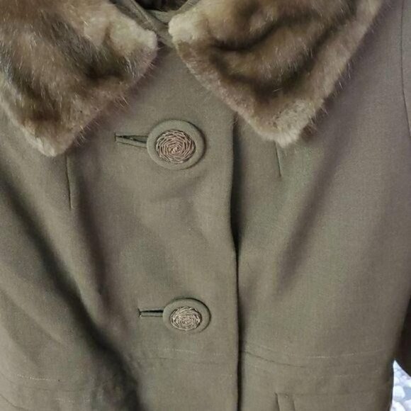 Vintage 60's Union Made Brown Sz. L Fur Collared Lined Button Coat - Picture 5 of 12